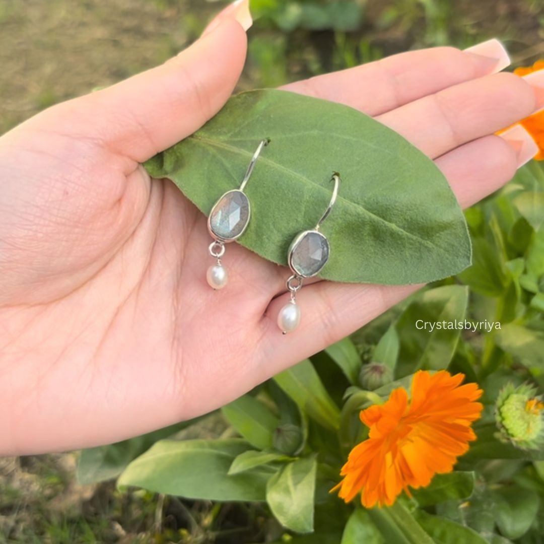 Labradorite silver earrings — image 3