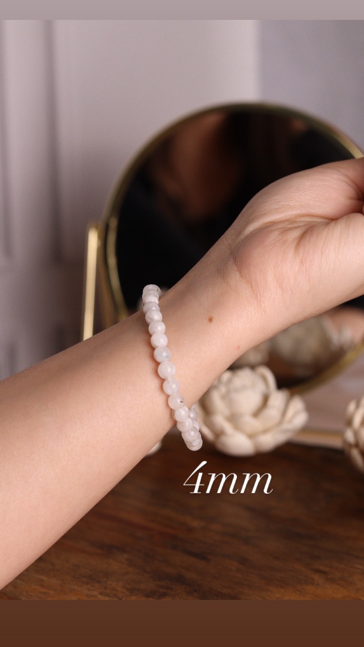 Rainbow Moonstone Moon shape — image 3